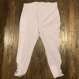 Full panel active wear size XL with lattice 7/8th